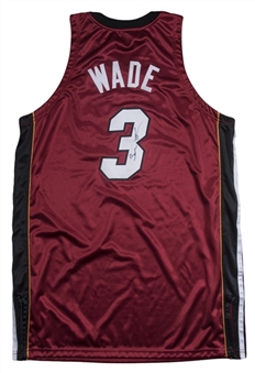 2006-07 Dwyane Wade Game Used & Signed Miami Heat Jersey (Beckett)